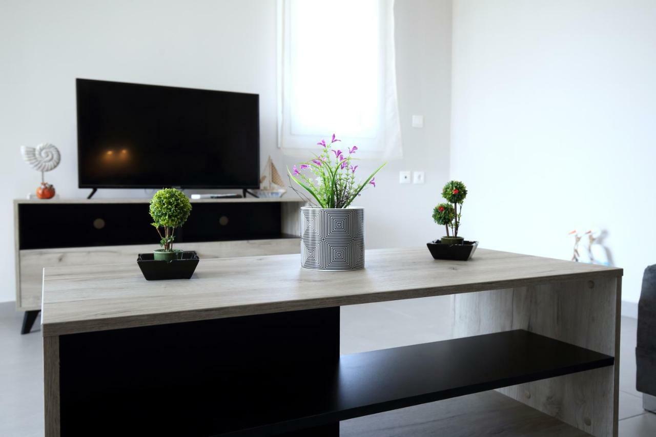 Arokaria Apartment Lefkáda Esterno foto